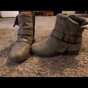 Taupe boots
